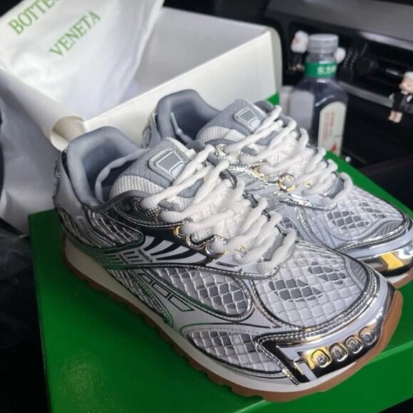 Bottega Veneta Orbit Sneakers - Picture 2 of 6